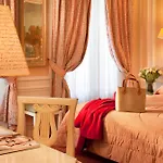 & Saint-jacques 4*