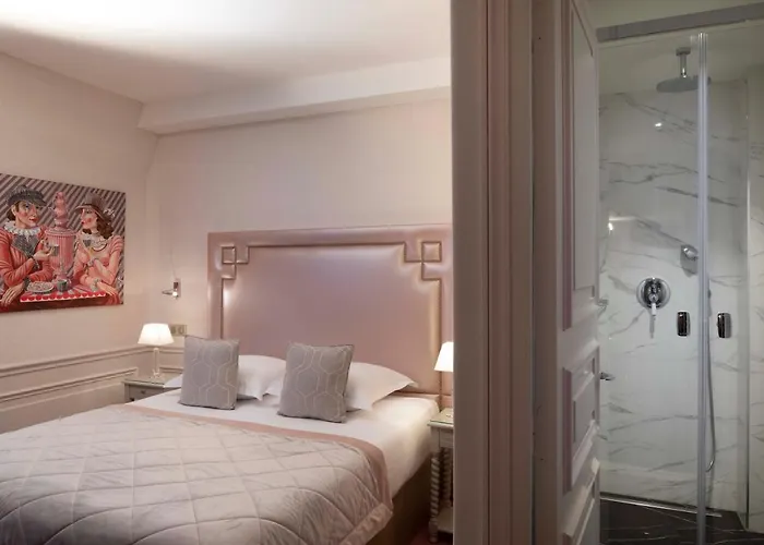 Hotell & Saint-jacques Paris