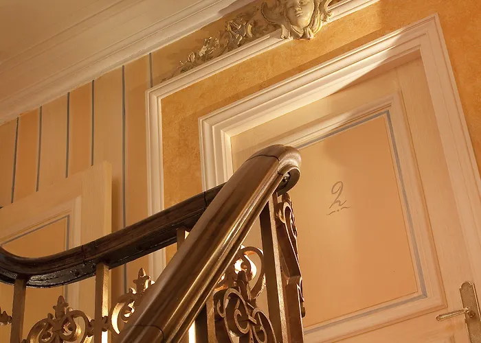 & Saint-jacques 4* Paris