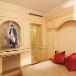 & Saint-jacques Hotel 4*