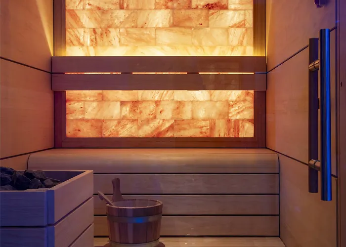 Hotell & Saint-jacques 4*