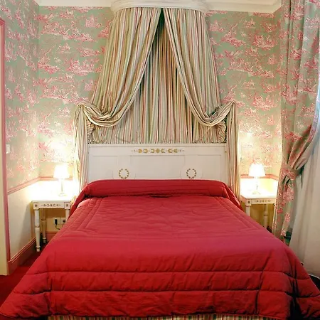 & Saint-jacques Hotel 4*