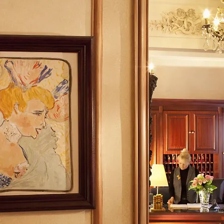 Hotel & Saint-jacques