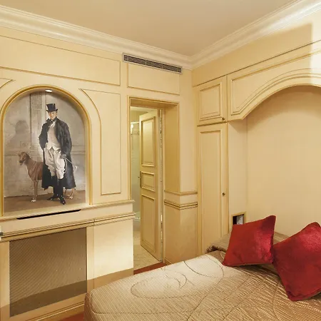 & Saint-jacques Hotel 4*