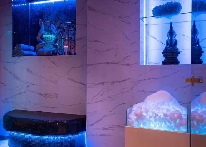 Hotel & Saint-jacques