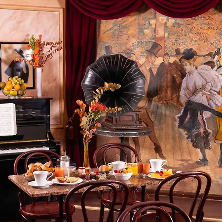 Hotel & Saint-jacques Paris