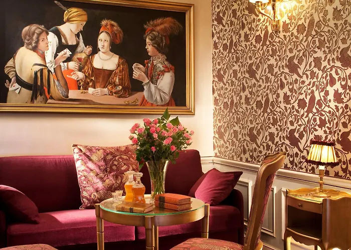 Hotel & Saint-jacques Paris