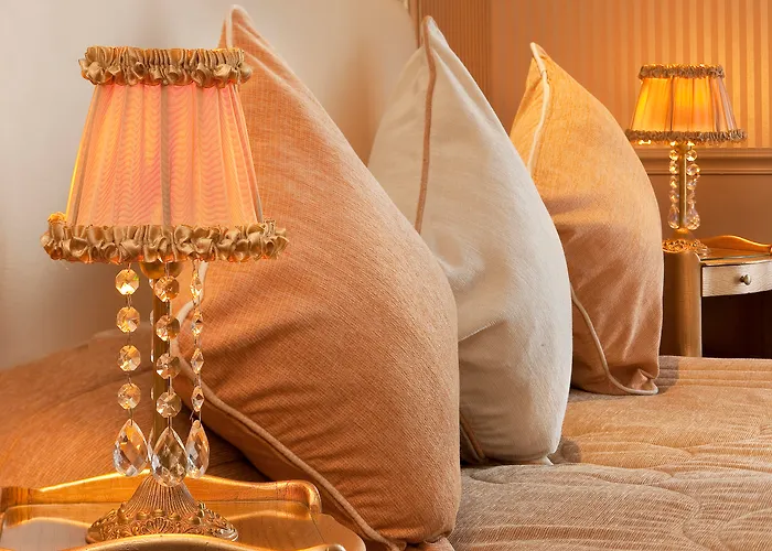 Hotel & Saint-jacques 4*